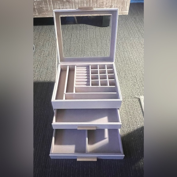 New SONGMICS Jewelry Box with Glass Lid, 3-Layer Jewelry Organizer, 2 Drawers - Picture 3 of 6